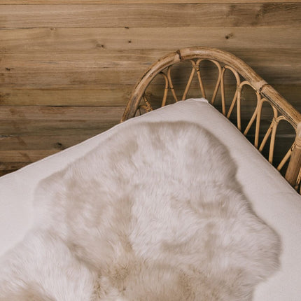 Merino Sheepskin | Long Wool | prox. 100x60 cm