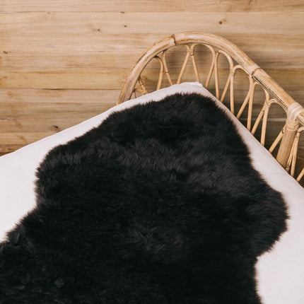 Merino Sheepskin Dyed | New Zealand | Long Wool | approx. 90x60 cm Black