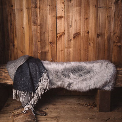 Merino Sheepskin | Long Wool | prox. 100x60 cm